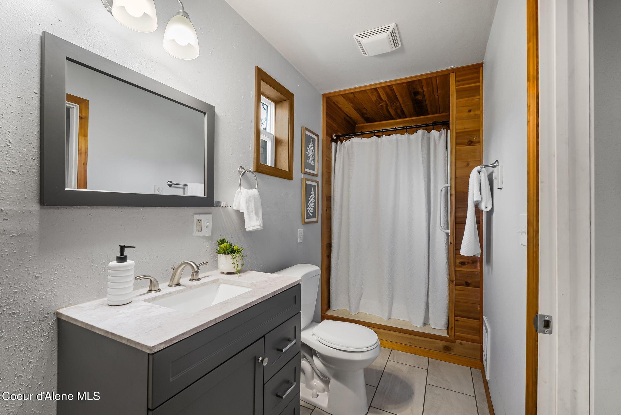 526 Mountain View Road Clark Fork, ID 83811 - Photo 14 of 44 14_DSC03300