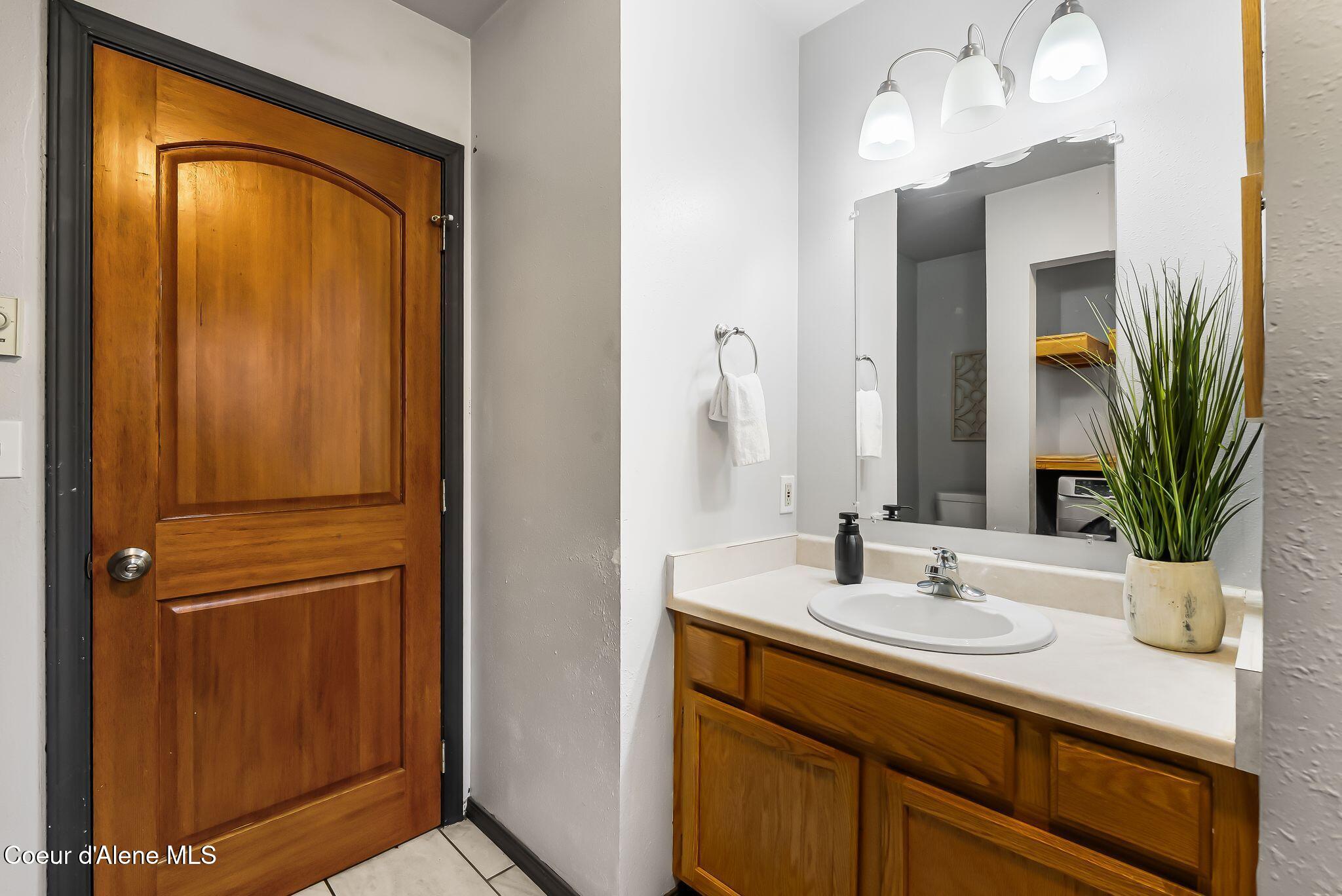 526 Mountain View Road Clark Fork, ID 83811 - Photo 18 of 44 18_DSC03335