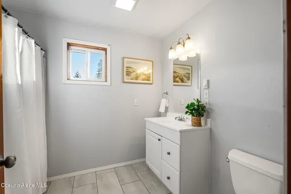 $650,000 | 526 Mountain View Road, Clark Fork, ID 83811