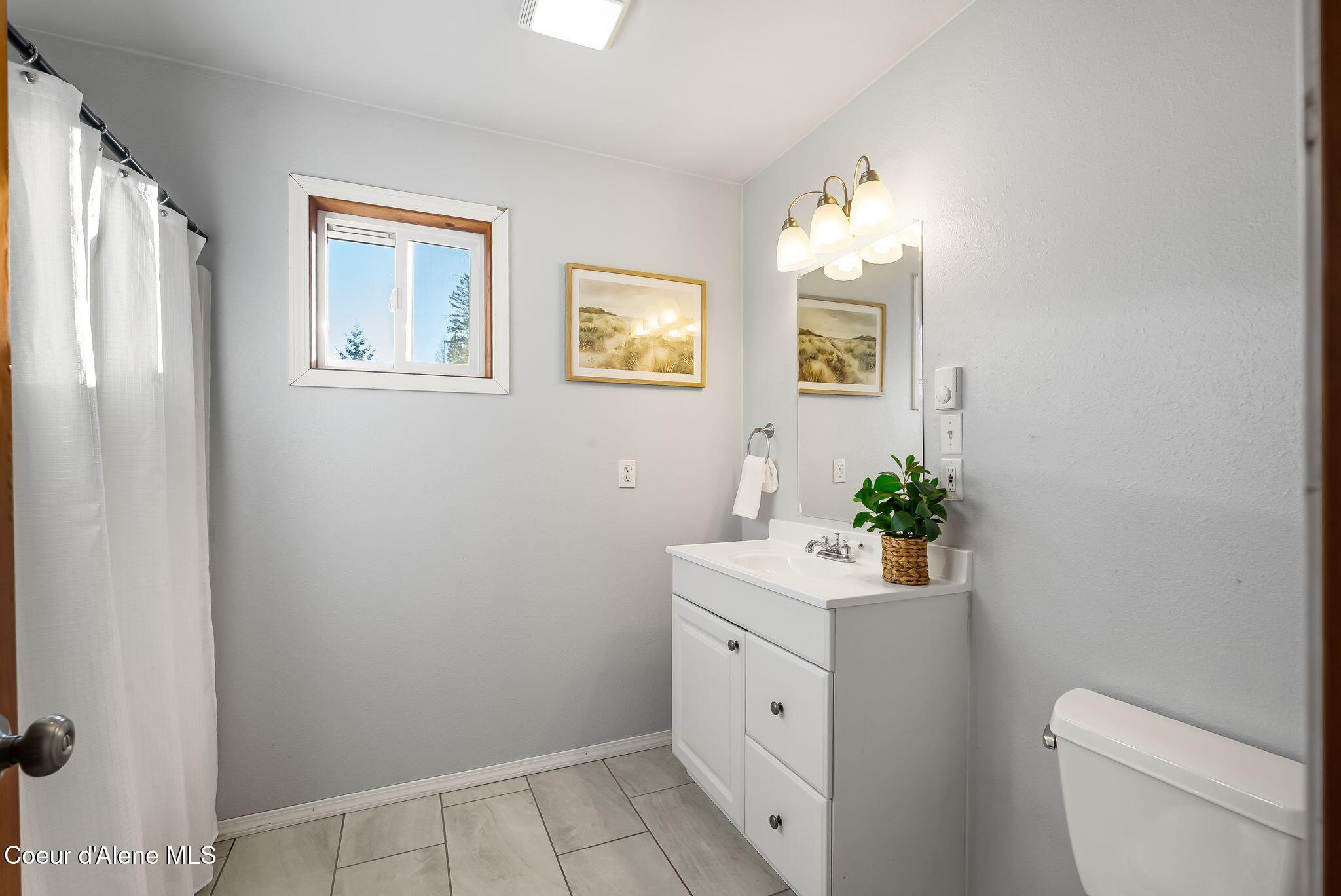 526 Mountain View Road Clark Fork, ID 83811 - Photo 23 of 44 23_DSC03385