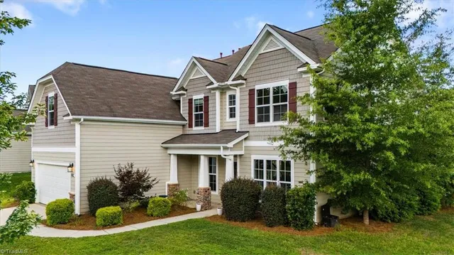 $3,150 | 802 Blue Moon Court, Greensboro, NC 27455