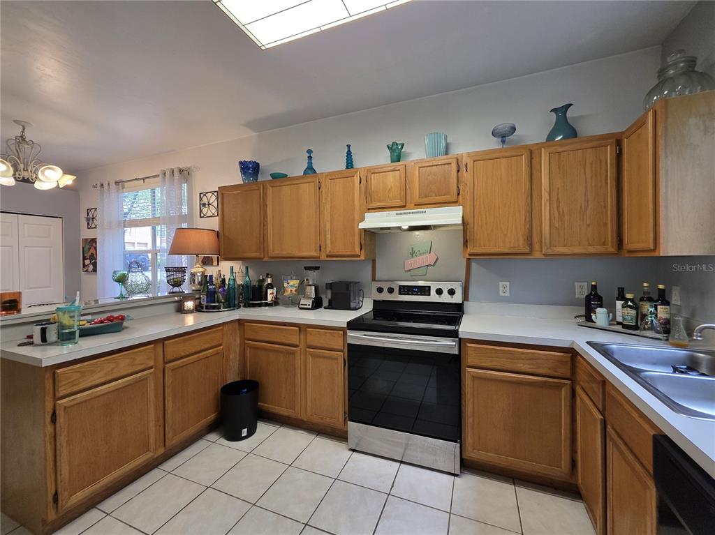 4415 Southwest 34th Street, Unit 410 Gainesville, FL 32608 - Photo 10 of 23