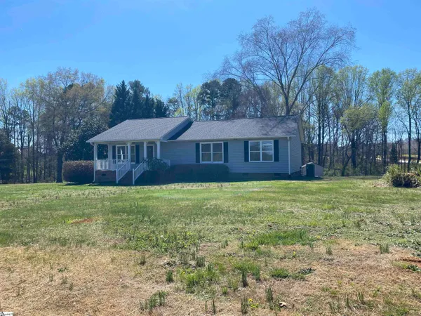 $2,700 | 426 Anderson Ridge Road, Greer, SC 29651