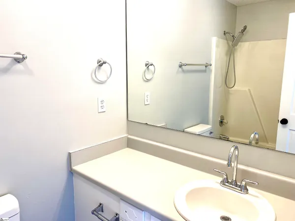 $2,700 | 426 Anderson Ridge Road, Greer, SC 29651