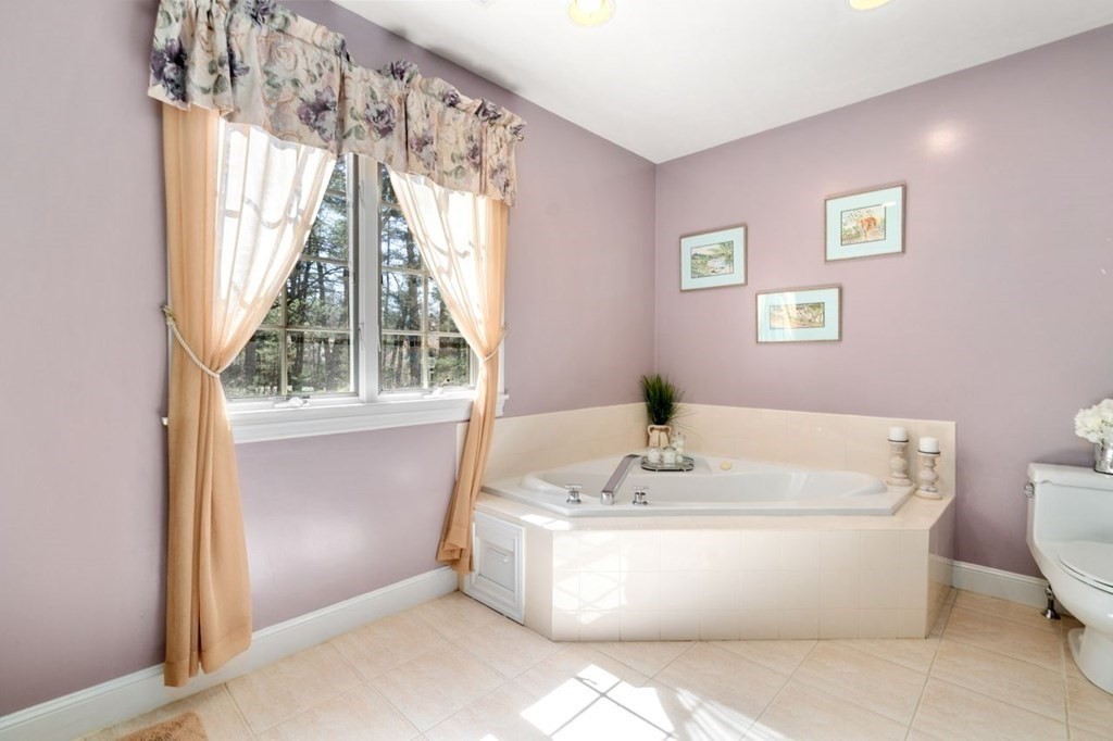 42 Oxbow Road Wayland, MA 01778 - Photo 24 of 41
