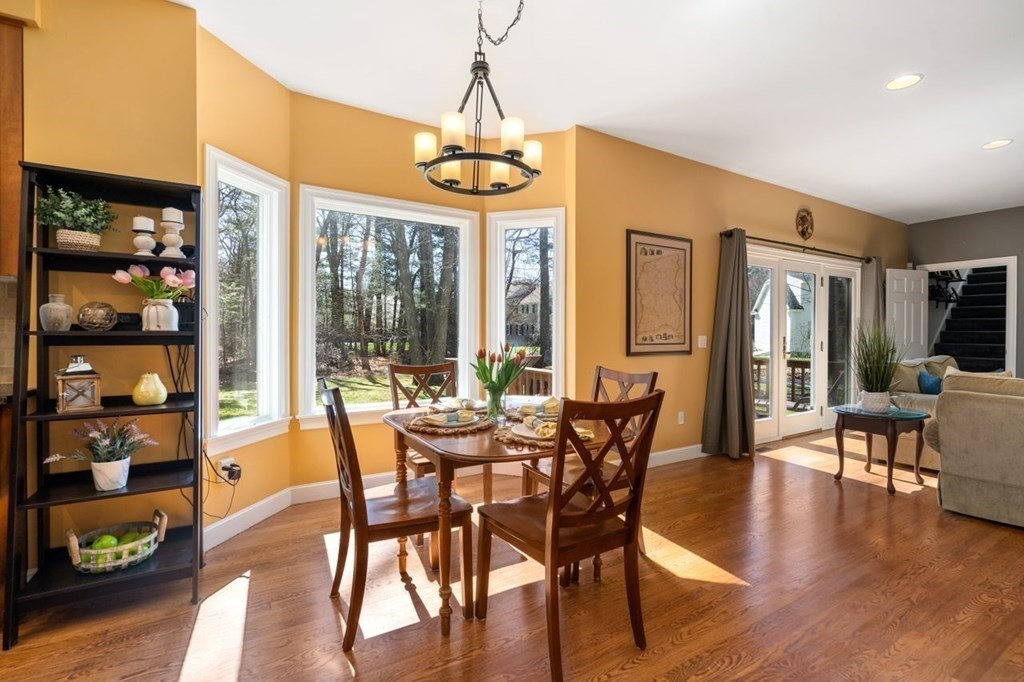 42 Oxbow Road Wayland, MA 01778 - Photo 10 of 41