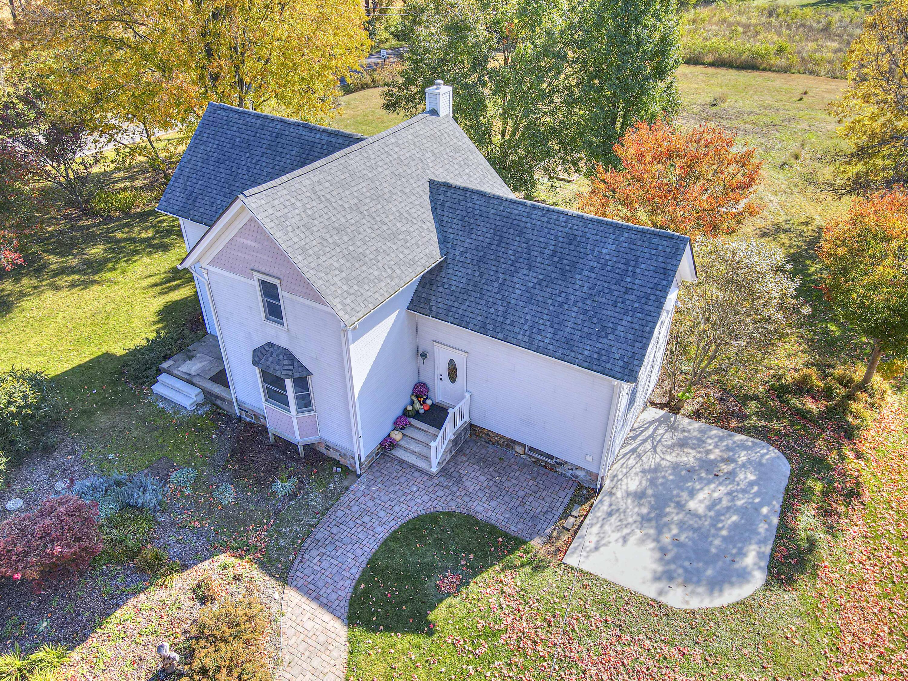 3410 South Dearing Road Spring Arbor, MI 49283 - Photo 2 of 43 3410 S Dearing Rd 08