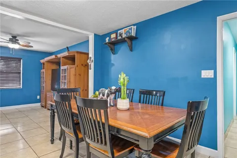 $240,000 | 1255 16th Avenue Southwest, Vero Beach, FL 32962