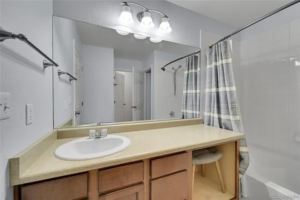 $319,900 | 10533 Paris Street, Unit 606, Commerce City, CO 80640