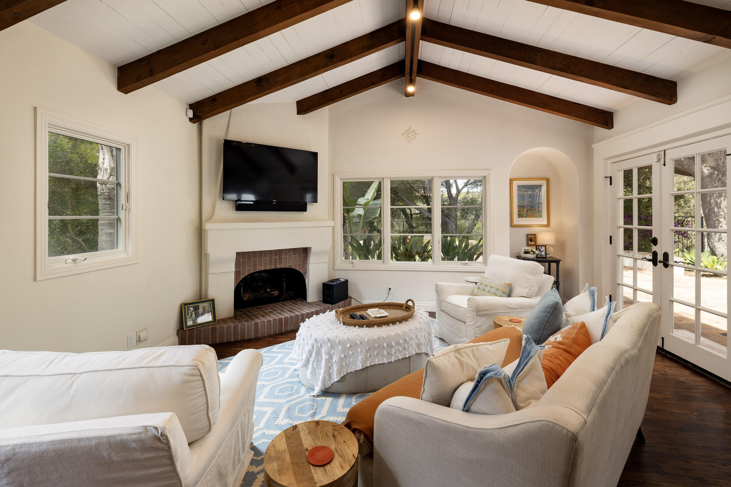 655 Coyote Road Santa Barbara, CA 93108 - Photo 12 of 38 655 Coyote Rd_0032