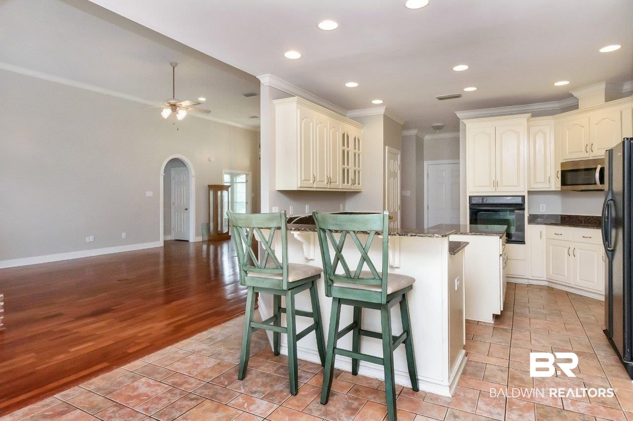 10674 Hunters Court West Mobile, AL 36695 - Photo 6 of 35