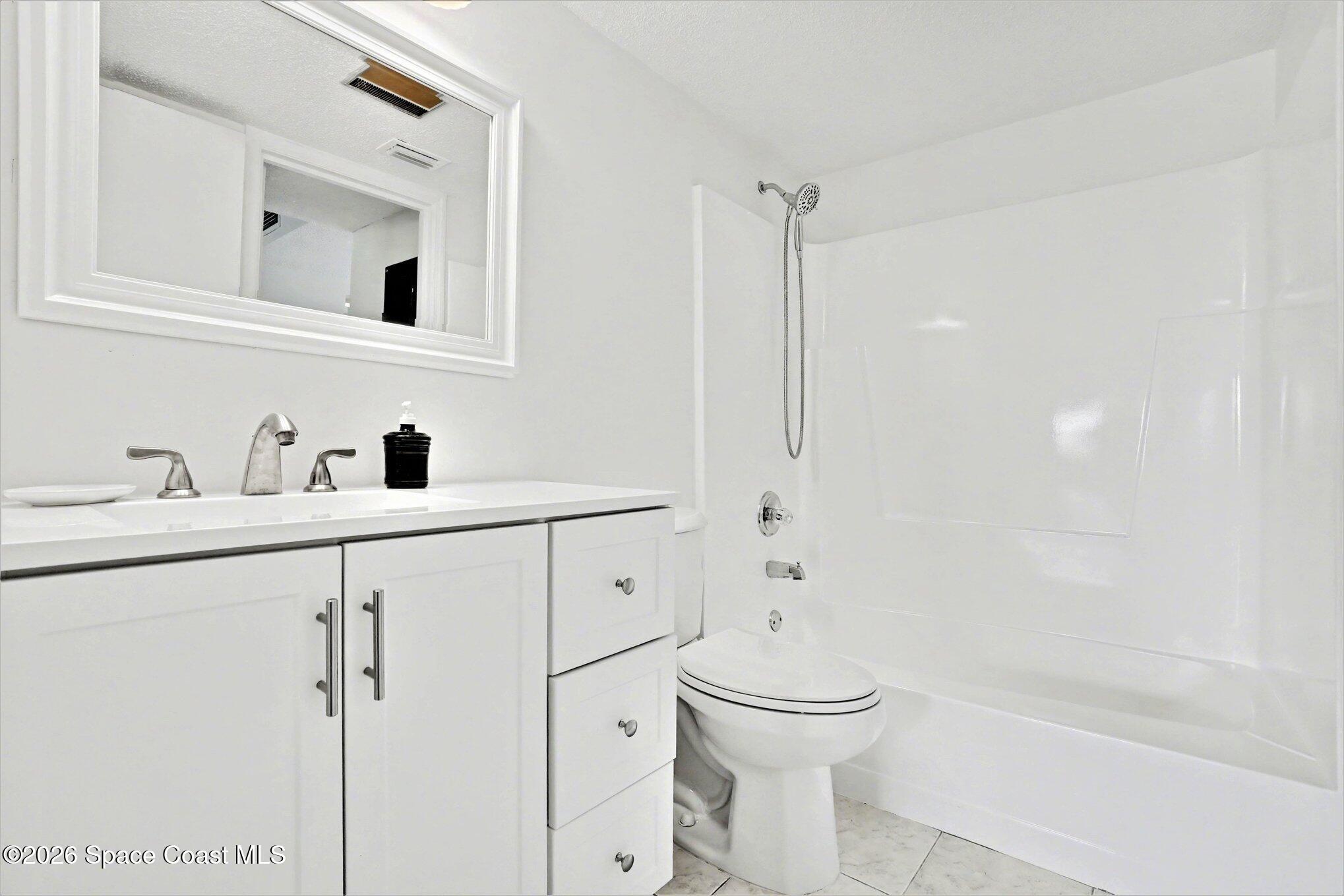 2727 North Wickham Road, Unit 20211 Melbourne, FL 32935 - Photo 11 of 18 Bathroom