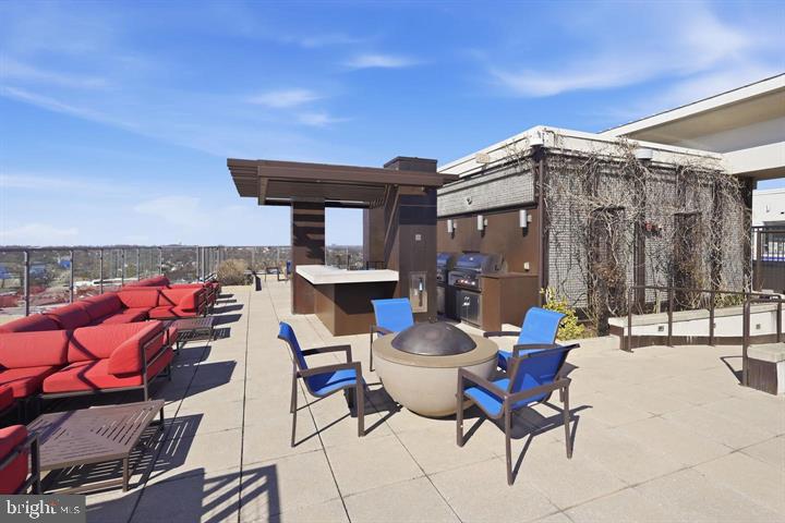 851 North Glebe Road, Unit 1812 Arlington, VA 22203 - Photo 22 of 37
