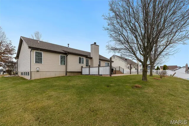 $425,000 | 3901 Rocky Mound Drive, Wentzville, MO 63385