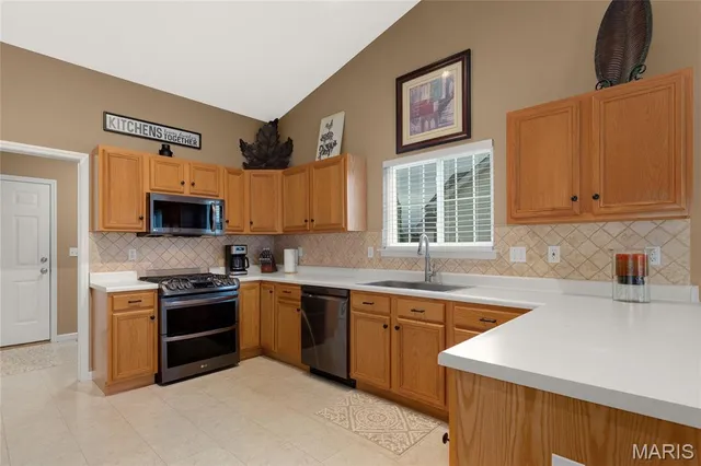 $425,000 | 3901 Rocky Mound Drive, Wentzville, MO 63385