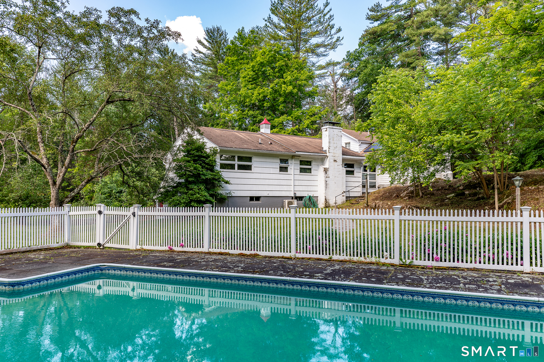 311 Taconic Road Salisbury, CT 06068 - Photo 3 of 40