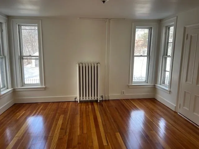 $1,650 | 65 Park Street, Unit 1, Newport, NH 03773