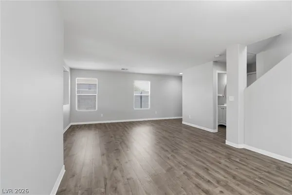 $2,100 | 5510 Walcott Drive, Las Vegas, NV 89118