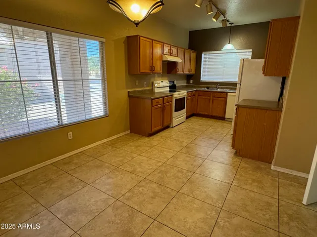 $1,795 | 10441 West Palm Lane, Avondale, AZ 85392