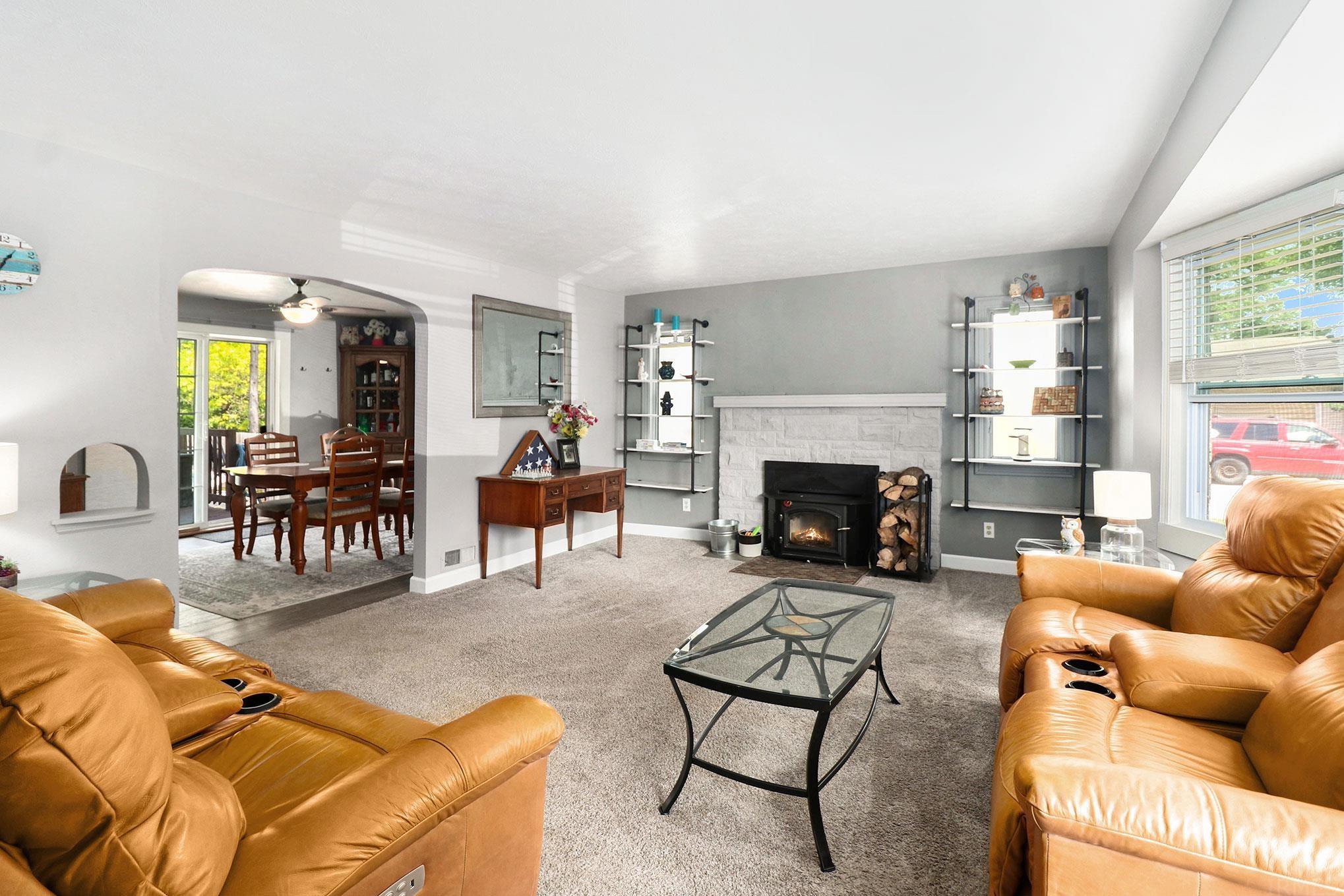 405 North Beech Road Osceola, IN 46561 - Photo 3 of 25 Gallery Image 3