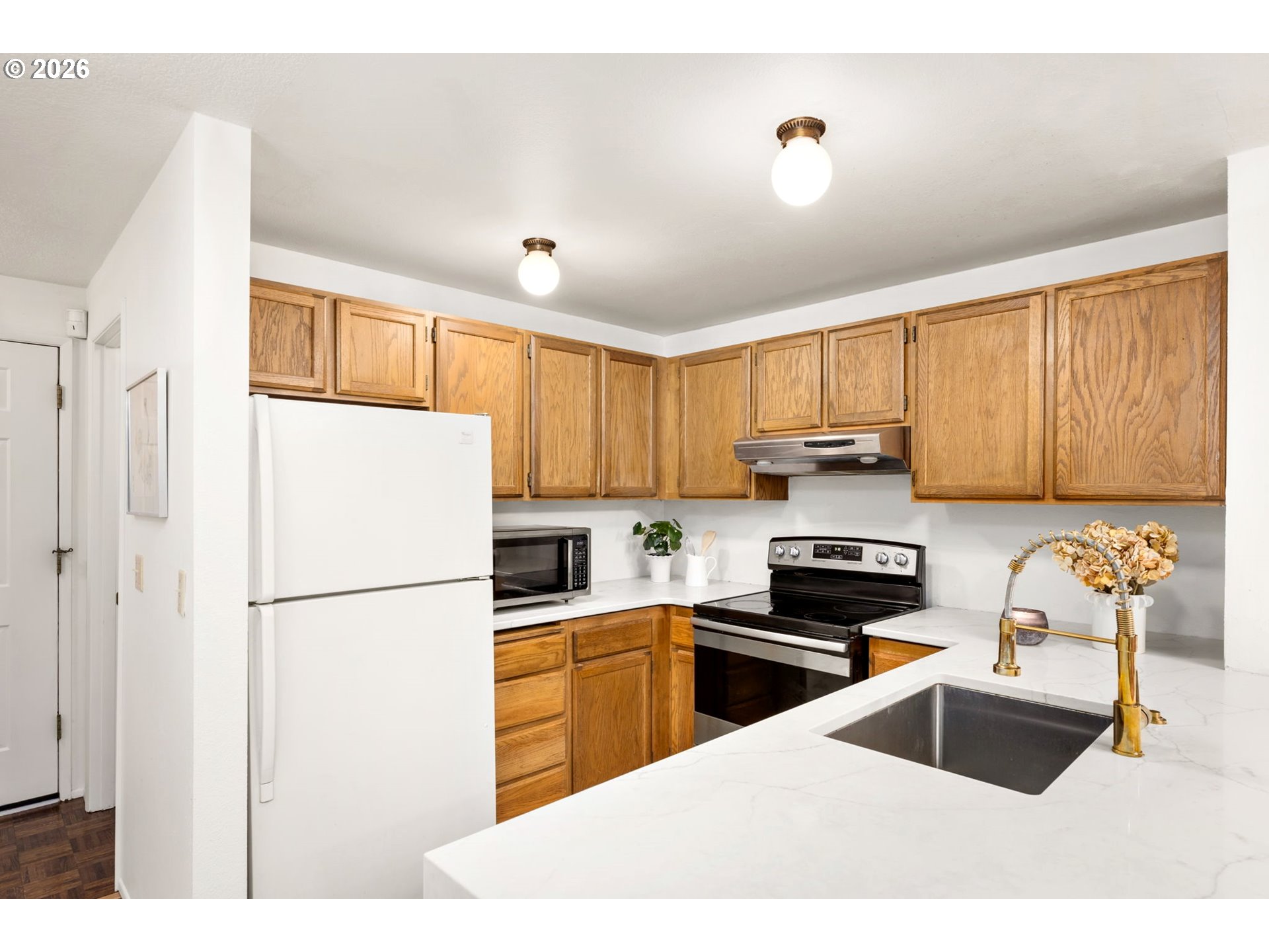 4880 Southwest Scholls Ferry Road, Unit 16 Portland, OR 97225 - Photo 13 of 31