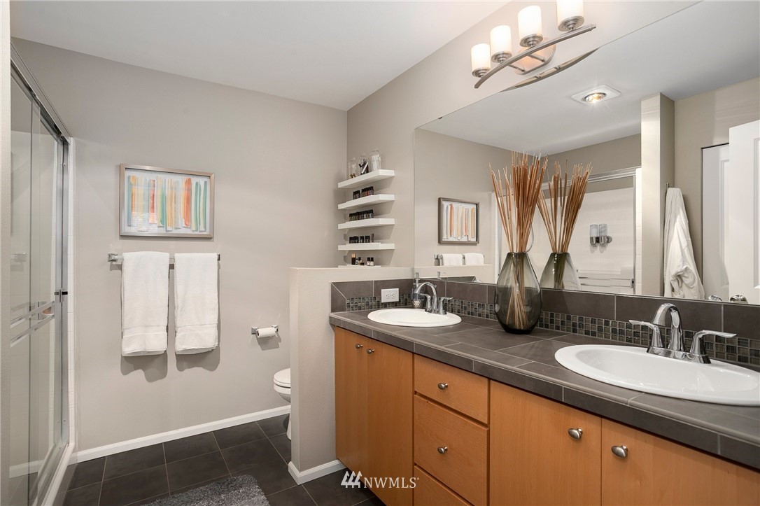 6446 High Point Drive Southwest Seattle, WA 98126 - Photo 18 of 25 Gallery Image 18