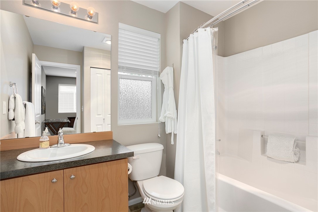 6446 High Point Drive Southwest Seattle, WA 98126 - Photo 22 of 25 Gallery Image 22