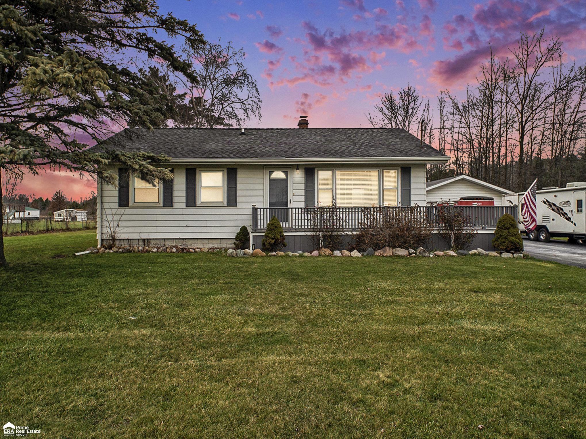 7394 Farrand Road Clio, MI 48420 - Photo 4 of 47 50195261-0880aa61-447b-4560-89f2-859b28949a38.JPG