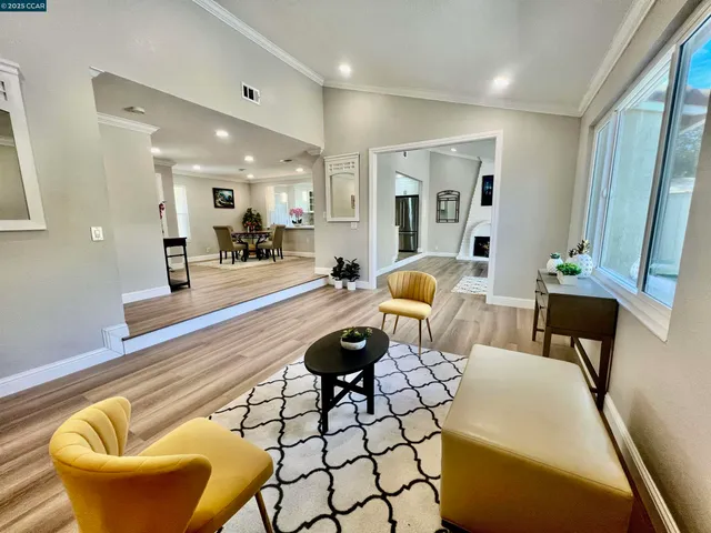 $879,000 | 124 Fuschia Court, Martinez, CA 94553