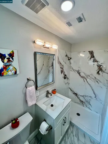 $879,000 | 124 Fuschia Court, Martinez, CA 94553