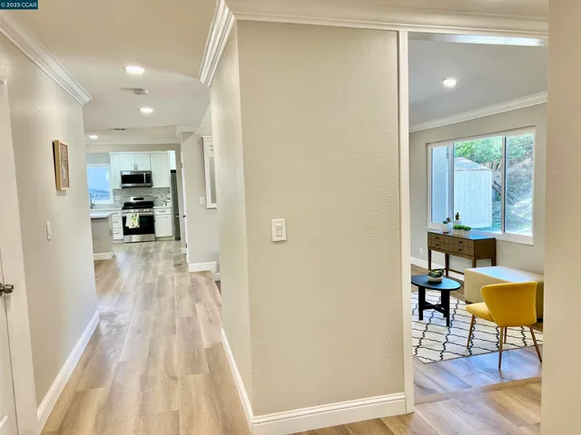 $879,000 | 124 Fuschia Court, Martinez, CA 94553