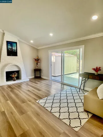 $879,000 | 124 Fuschia Court, Martinez, CA 94553