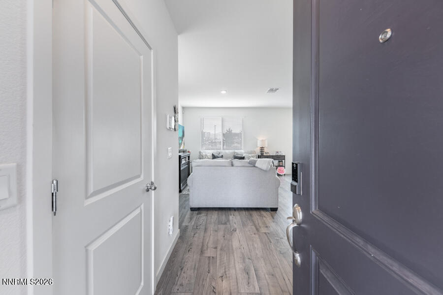 8830 Wolf Moon Drive Reno, NV 89506 - Photo 5 of 31 WM-1007