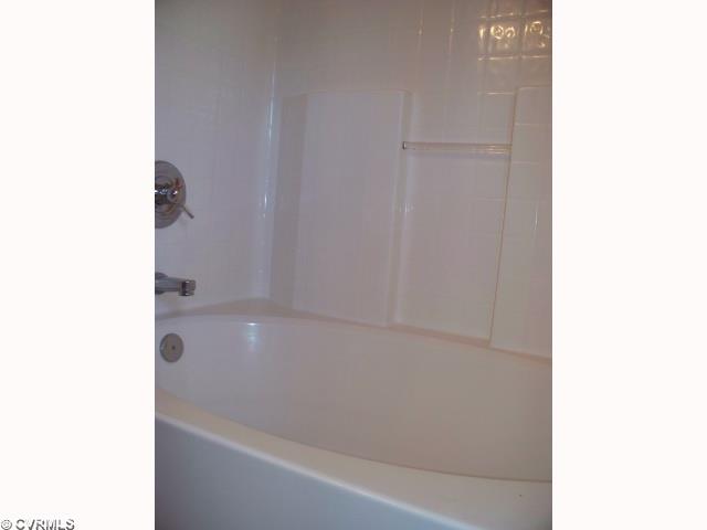 1604 Trailing Ridge Road Richmond, VA 23231 - Photo 8 of 9 Master Bath