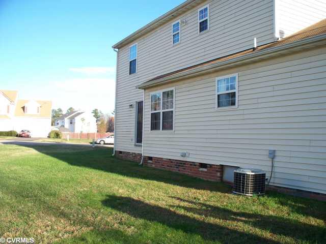 1604 Trailing Ridge Road Richmond, VA 23231 - Photo 9 of 9 Exterior Back