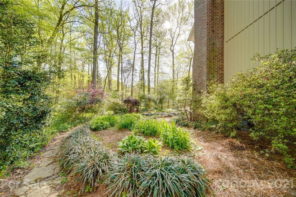 1590 Daybreak Ridge Road, Unit 16 Kannapolis, NC 28081 - Photo 4 of 47 Gallery Image 4