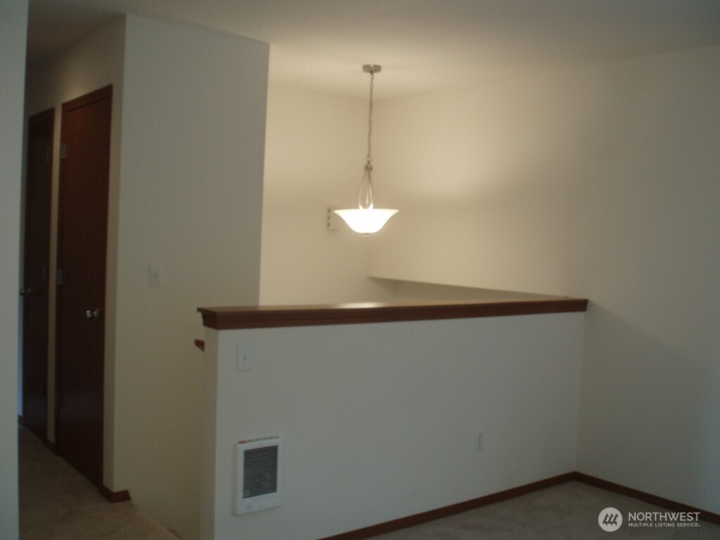 7223 Vandermark Road East Bonney Lake, WA 98391 - Photo 23 of 40