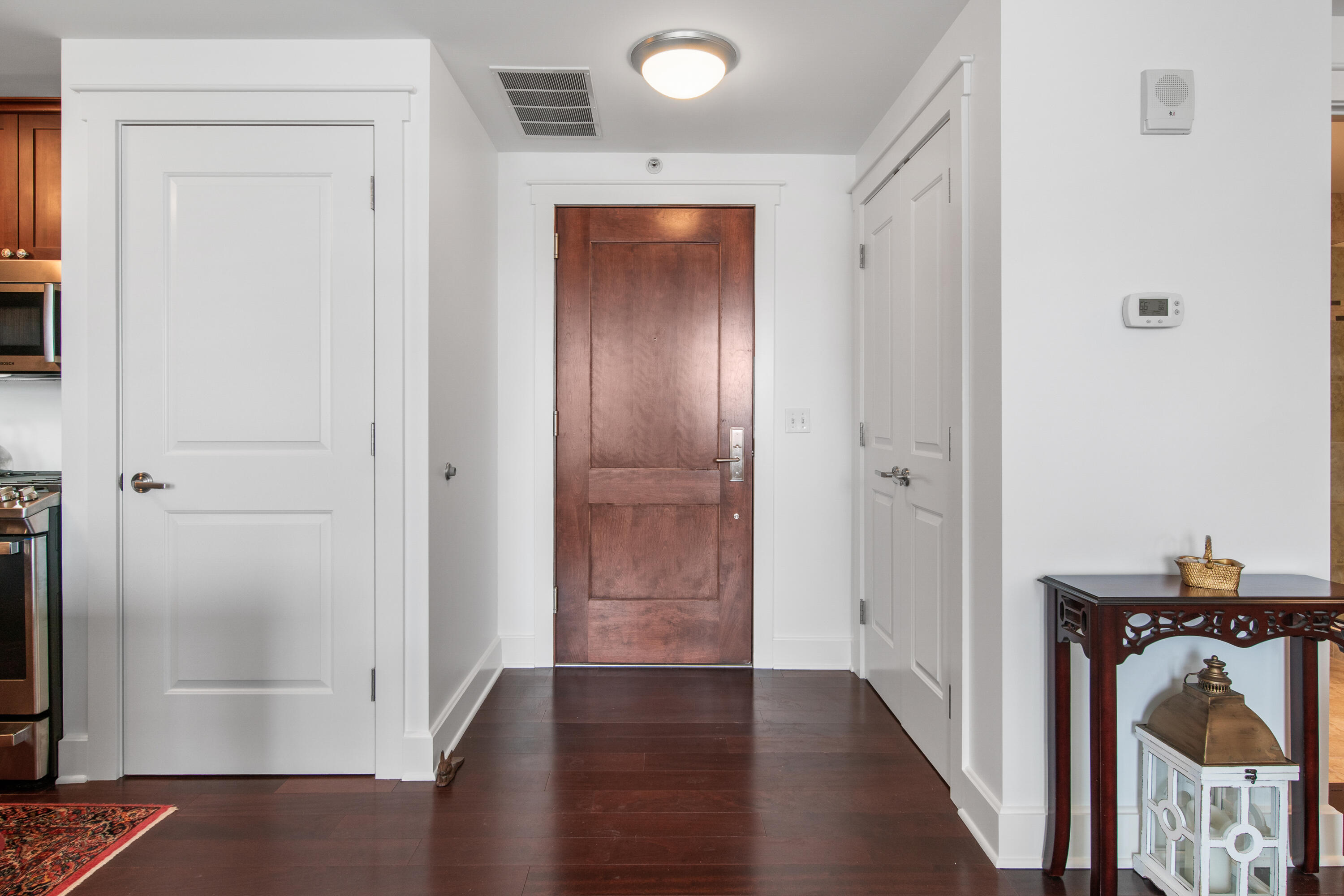 27 Library Street Northeast, Unit 703 Grand Rapids, MI 49503 - Photo 8 of 22 Foyer