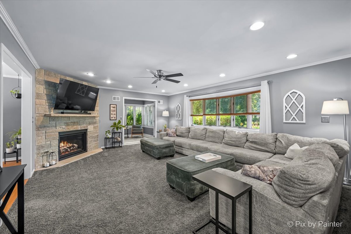 612 Rosedale Avenue Roselle, IL 60172 - Photo 17 of 71 Gallery Image 17