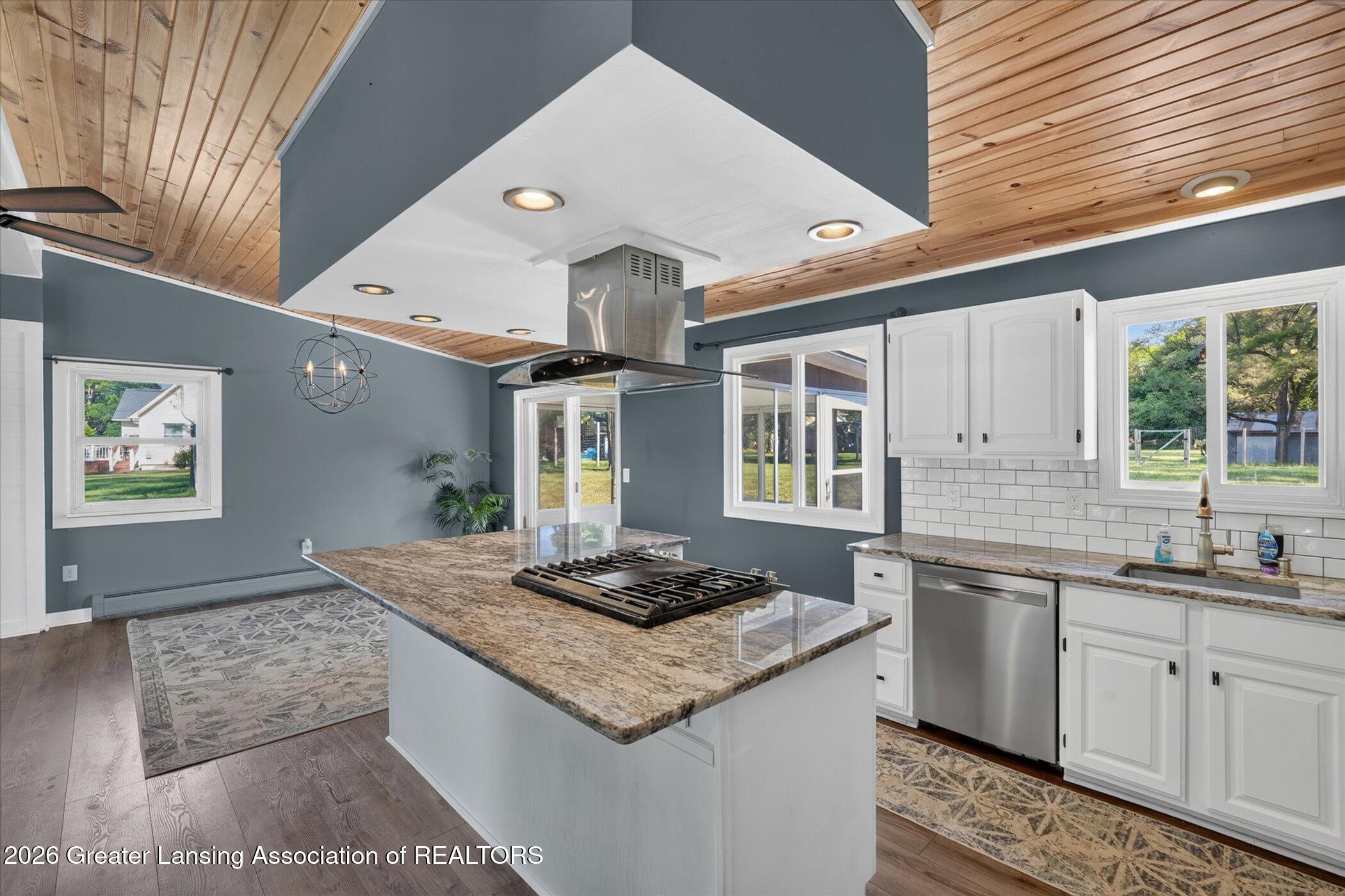 1434 Petts Road Fenton, MI 48430 - Photo 16 of 74 Kitchen