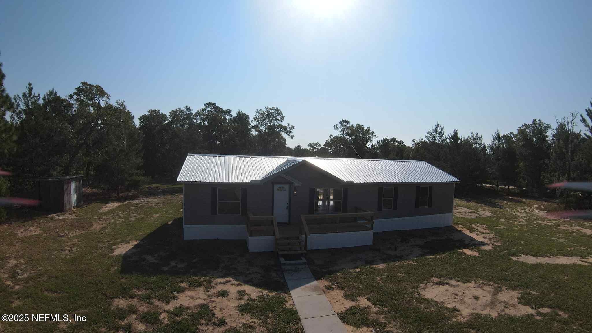 728 Cousintown Road Interlachen, FL 32148 - Photo 41 of 44 fa8546e7-c5a6-4549-ac38-d14b9de378e4