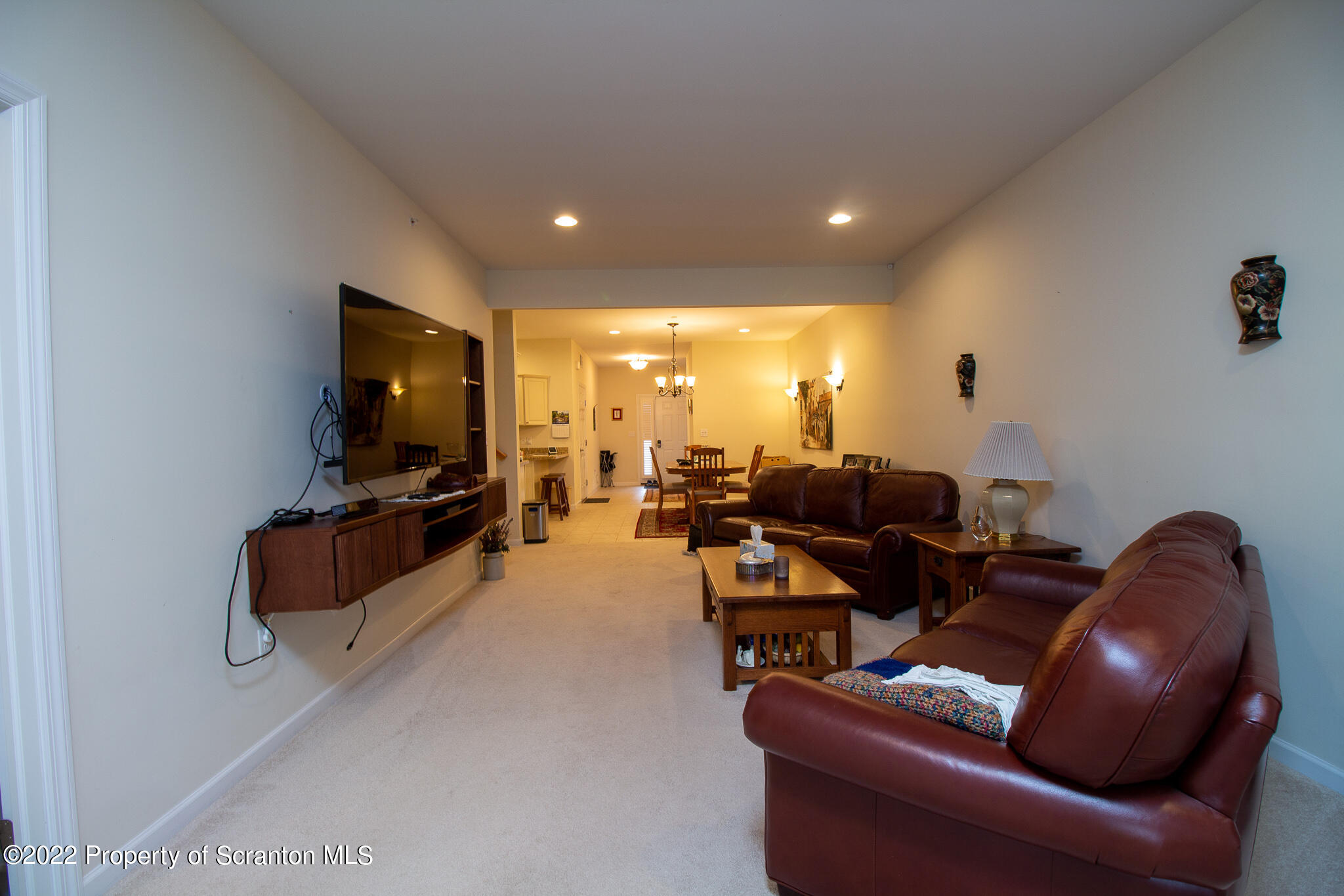 128 Wyndham Road Clarks Summit, PA 18411 - Photo 5 of 25 Gallery Image 5