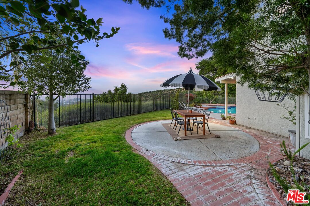 24006 Briardale Way Newhall, CA 91321 - Photo 28 of 34 a view of a park with slide