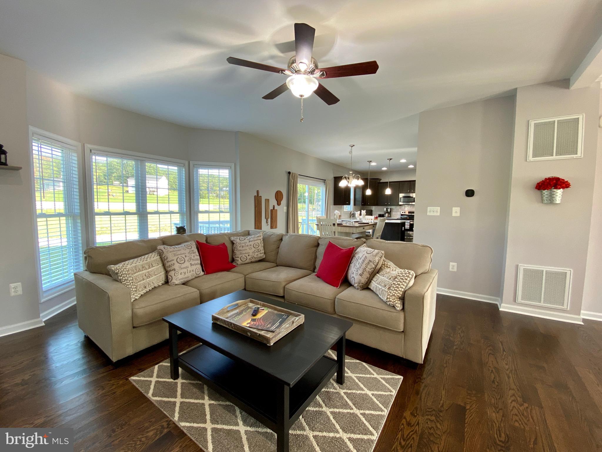 900 South Hayfield Road Winchester, VA 22602 - Photo 19 of 53 Family Room 15 x 19