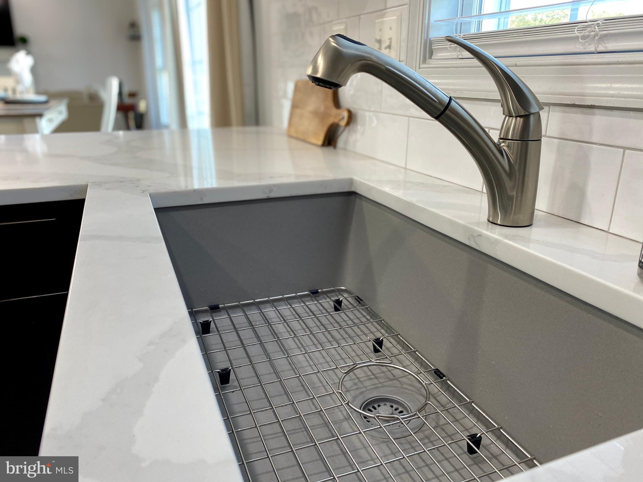 900 South Hayfield Road Winchester, VA 22602 - Photo 27 of 53 Composite Granite Sink