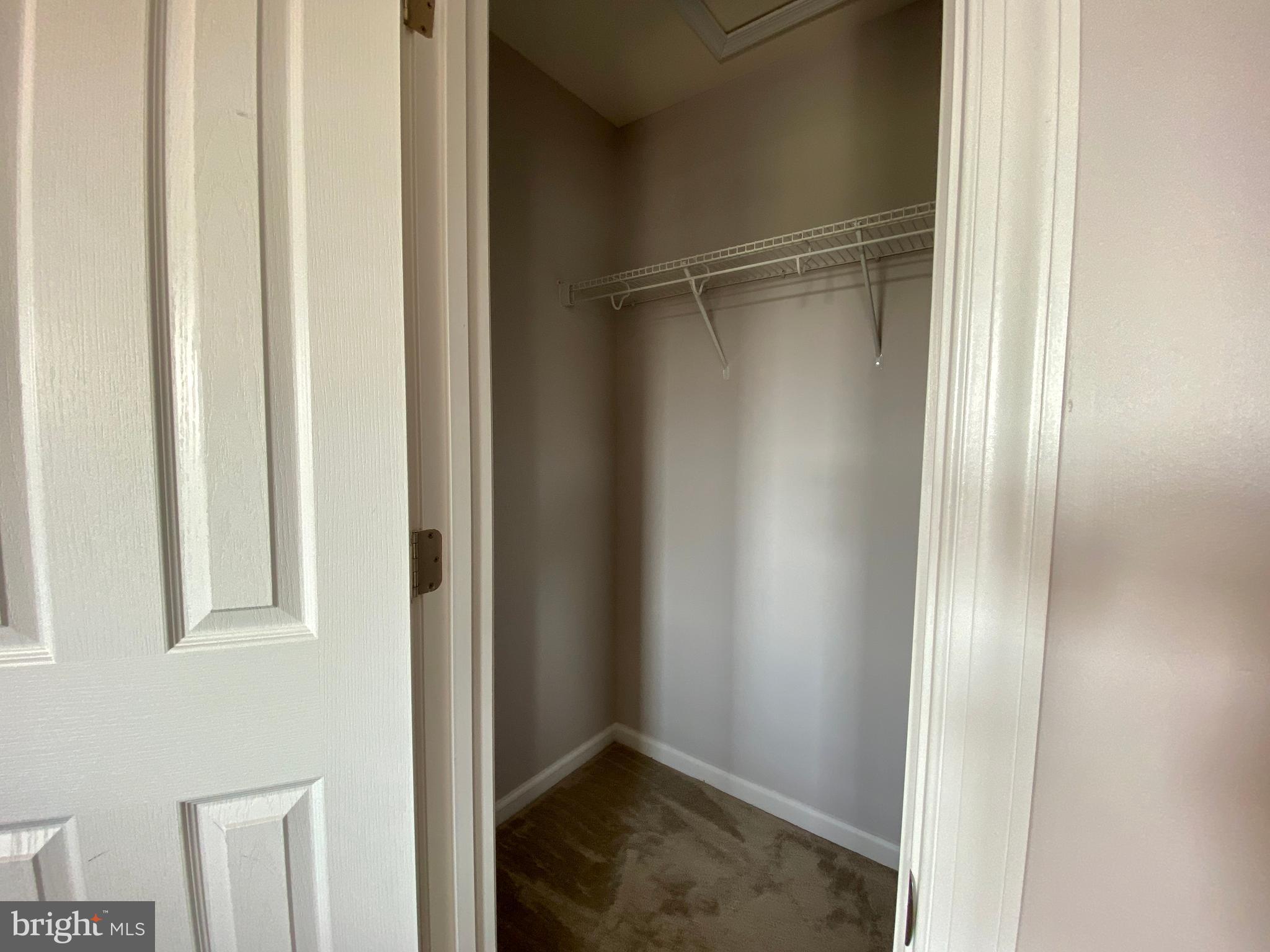 900 South Hayfield Road Winchester, VA 22602 - Photo 34 of 53 Double Walk-in Closets 6 x 4