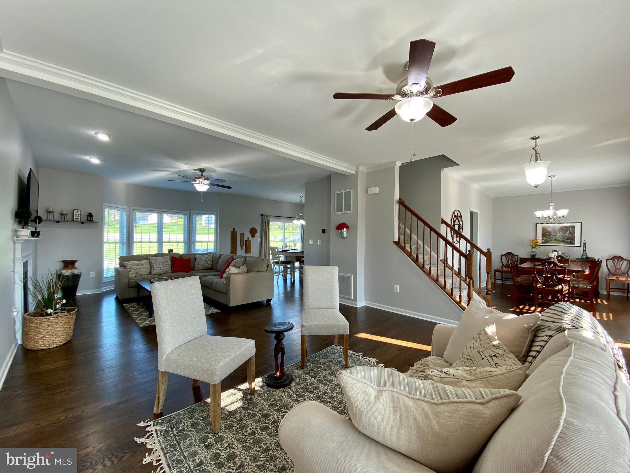 900 South Hayfield Road Winchester, VA 22602 - Photo 8 of 53 Living Room 16 x 13