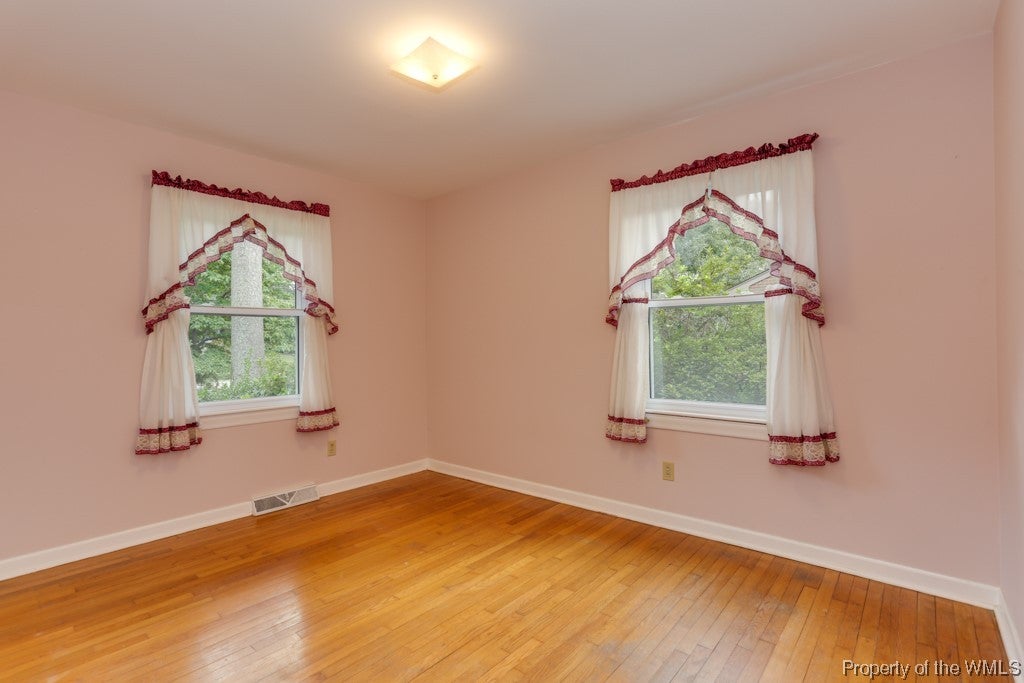 102 Brokenbridge Road Yorktown, VA 23692 - Photo 19 of 34 Gallery Image 19