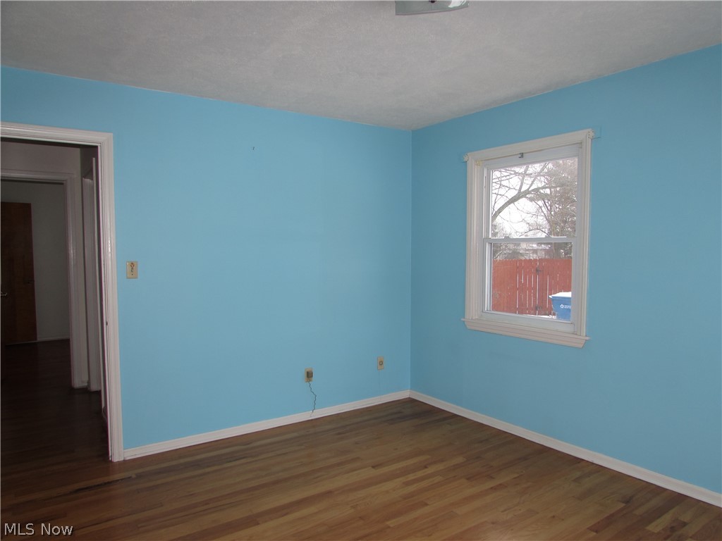7130 Ridge Road Cleveland, OH 44129 - Photo 9 of 31 Gallery Image 9
