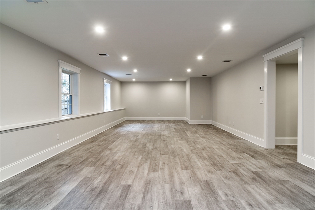 10 Nolin Street Natick, MA 01760 - Photo 31 of 35